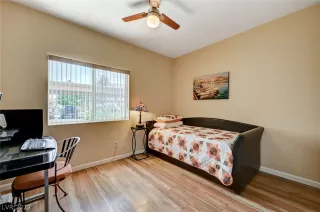 Photo #6: 2393950 Listing