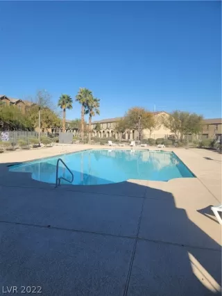 Photo #2: 2393980 Listing 