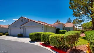 Photo #2: 2394000 Listing