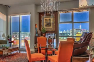 Photo #1: 2394080 Listing 