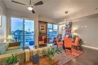 Photo #2: 2394080 Listing 