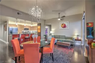 Photo #3: 2394080 Listing 