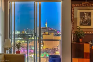 Photo #5: 2394080 Listing 