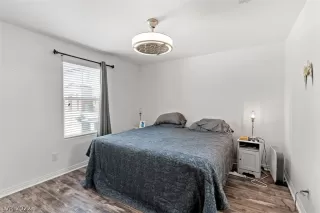 Photo #2: 2394121 Listing