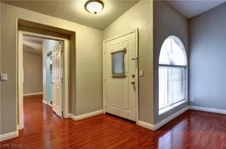 Photo #3: 2394140 Listing 