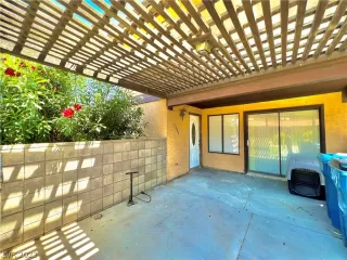 Photo #2: 2394150 Listing