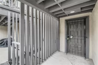 Photo #4: 2394181 Listing 