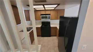 Photo #3: 2394206 Listing 