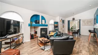 Photo #1: 2394210 Listing