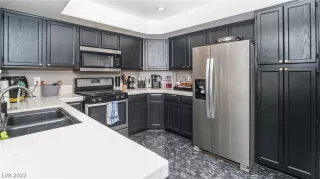 Photo #5: 2394210 Listing