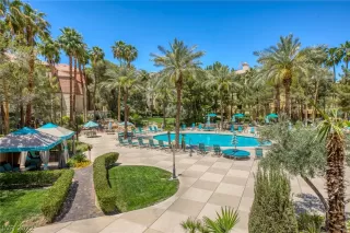 Photo #2: 2394235 Listing