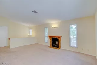 Photo #1: 2394236 Listing