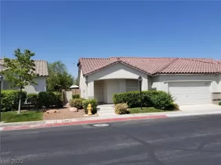 Photo #1: 2394239 Listing 