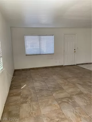 Photo #4: 2394251 Listing 