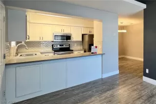 Photo #2: 2394257 Listing 