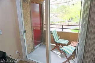 Photo #4: 2394270 Listing 