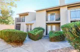 Photo #1: 2394296 Listing