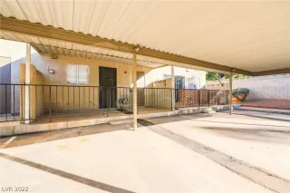 Photo #2: 2394296 Listing