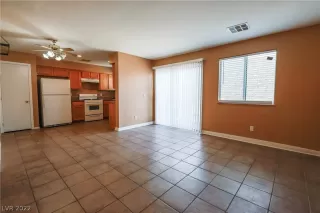 Photo #2: 2394304 Listing 