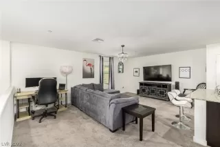 Photo #6: 2394380 Listing 