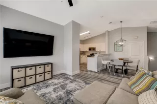 Photo #2: 2394449 Listing