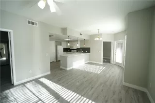 Photo #2: 2394453 Listing 