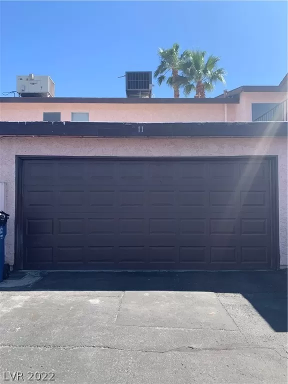 MLS: 2394461 Condo For Sale