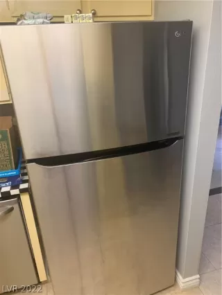 Photo #3: 2394461 Listing