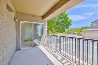 Photo #6: 2394470 Listing