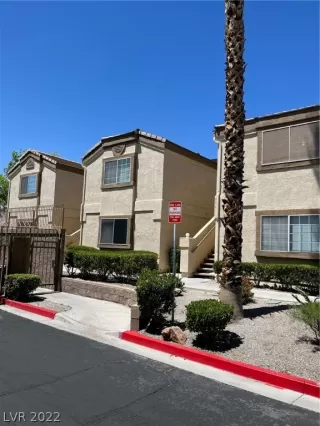 Photo #1: 2394514 Listing