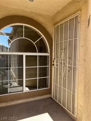 Photo #5: 2394514 Listing