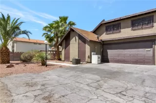 Photo #1: 2394535 Listing