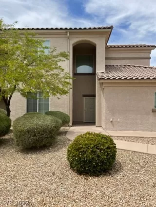 Photo #1: 2394594 Listing 