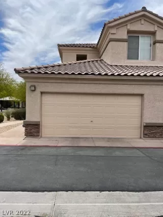 Photo #2: 2394594 Listing 