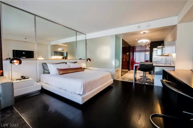 MLS: 2394613 Condo For Sale