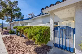 Photo #1: 2394629 Listing