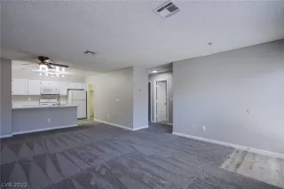 Photo #3: 2394629 Listing