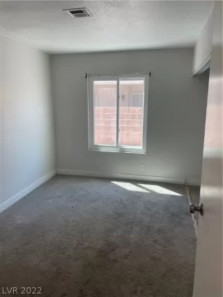 Photo #4: 2394671 Listing