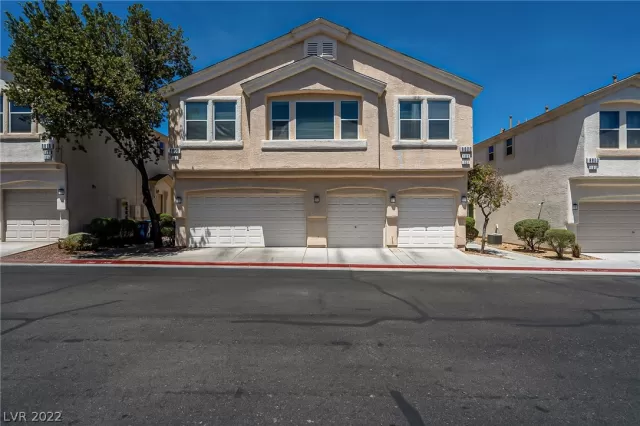 MLS: 2394703 Condo For Sale