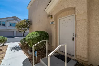 Photo #4: 2394703 Listing 