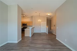 Photo #6: 2394703 Listing 