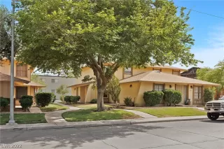 Photo #2: 2394704 Listing 