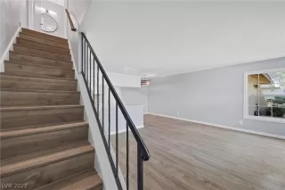 Photo #6: 2394704 Listing 