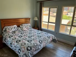 Photo #6: 2394733 Listing 