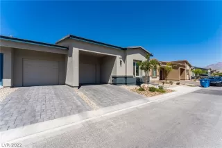 Photo #1: 2394737 Listing 