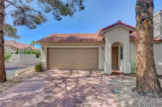 Photo #1: 2394826 Listing 