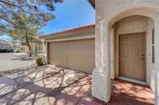 Photo #3: 2394826 Listing 