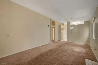 Photo #5: 2394826 Listing 