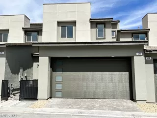 Photo #1: 2394903 Listing 