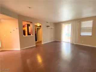 Photo #6: 2394920 Listing 